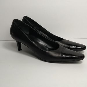 Salvatore Ferragamo Black Heels Cap Toe - 8M